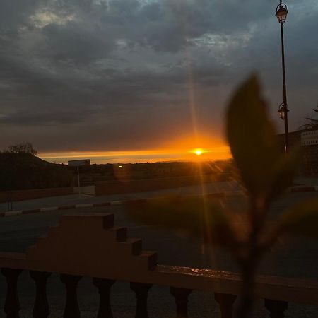 Hotel Restaurant La Kasbah Tinghir Bagian luar foto